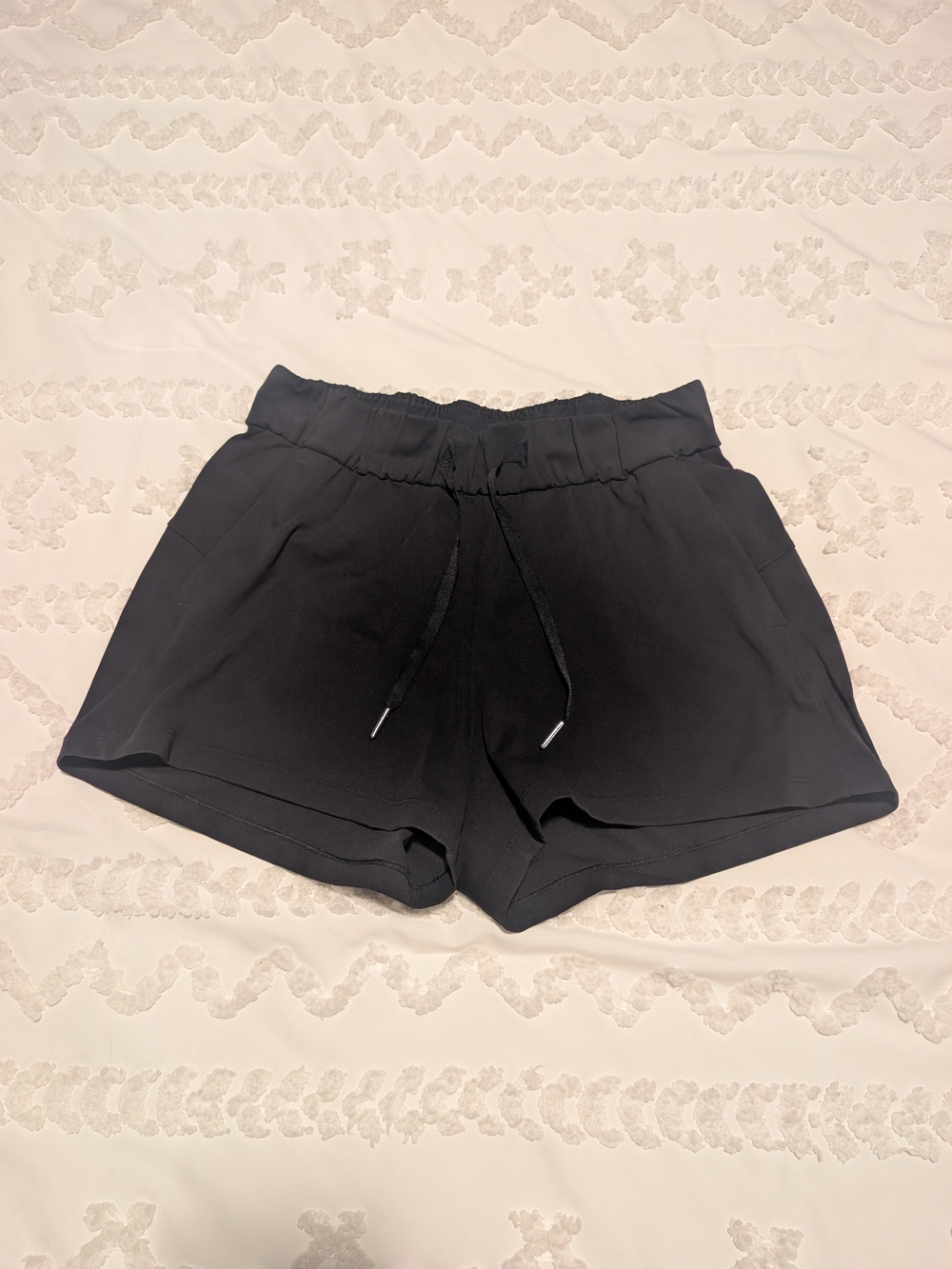 lululemon athletica Black Athletic Drawstring Shorts Size 6